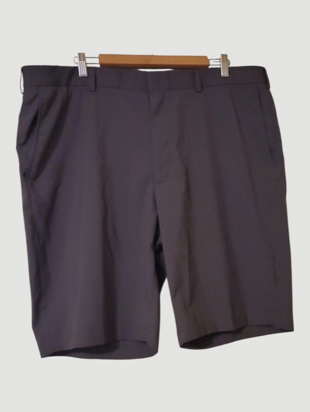 Walter Hagen Shorts Mens Size 43 Grey Flat Front Summer Golf
